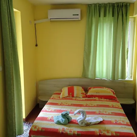Guest house Guest Jana Kiten (Burgas)